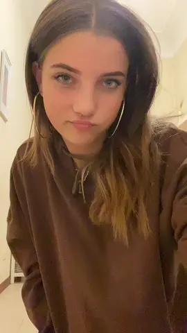 Atvainojos par saviem wild suņiem. #vakaradancis @eveveveve nakamreiz ar tevi