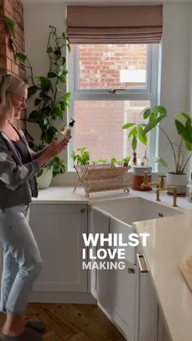 Posted @withregram • @my_plastic_free_home Tip number 9 for Plastic Free JulyAd| Whilst i love making my own cleaning products and beauty products, I know there are limitations when it comes to working full time, managing a busy house, basically just trying to survive the week! That’s why it’s really important to find the products that work for you and i love refill businesses like Miniml because they are affordable yet feel luxurious whilst also being good for the planet. I’ve been trying out miniml’ she limited edition mandarin, lime and basil and it smells so good! @minimlrefills are a fantastic eco friendly company in the UK that offer a completely closed loop system and also refill your used plastic bottles, rather than throwing them away, in a pledge to reduce plastic wastage.Use code PLASTICFREEHOME for 15% off with Miniml!#miniml#supportsmallbusinesses#supportlocalbusinesses#plasticfreejuly#ecocleaning#ecotips#plasticfree#refillshops#zerowaste#zerowasteshop#zerowasteshopping