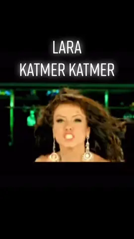 2005 yılına geçiş yapıyoruz. #Lara #KatmerKatmer #TürkçePop #nostalji #klip #müzik #şarkı #pop #kaset #90larkarışıkkaset #2000ler