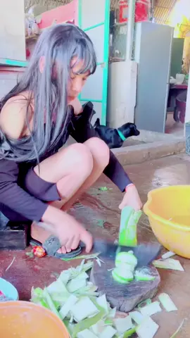 Nấu cho ăn cò chê khen thì cho nhịn#tuncuibap #vietdrama