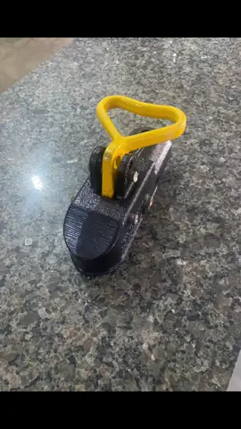 Munheca para carretinha! #ticktock #humor #serralheriaartistica #serralheiro #serralheriaartistica #serralheriacriativa #serralheirosdobrasil #serralheirosdomundo