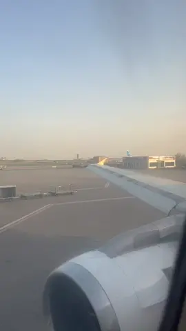 #مطارالكويت   الى دمشق ❤️