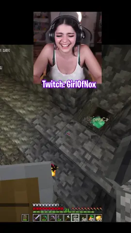 Molestar a mis amigos es mi pasion ❤@tomycatts  #dedsafiominecraft2 #Minecraft #gamerentiktok #GamerGirl