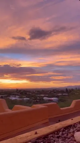 10/10 recommend sunset yoga with your bff #yoga #sunset #bffgoals #arizona #fyp #fitgirl #summervibes