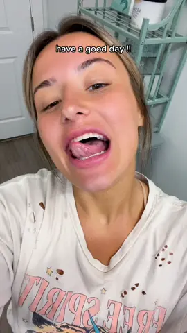 goodmorning guys it’s a great day to treat yourself to some @Lumineux for only $20 on amazon!! 🪥😬 #lumineuxpartner #lumineux #teethtok #BeautyTok