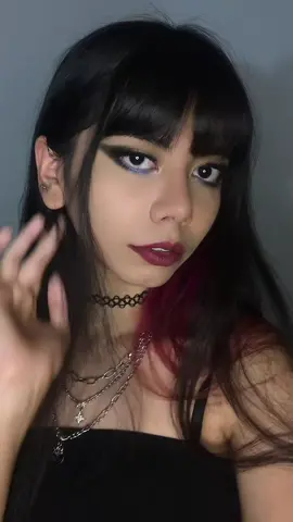 o clássico: effy stonem #fy #fyp #foryou #foryoupage #makeup #maquiagem #effystonem #effystonemmakeup #egirl #egirlmakeup #skinsuk #skinsedit #effyedit #aesthetic #grunge #grungegirl #grungemakeup #aestheticmakeup #effy #stonem #look #blackeyes #blackeyeshadow #blueeyeshadow #maquiagemtiktok #makeuptutorial #makeupartist #maquiagembrasil