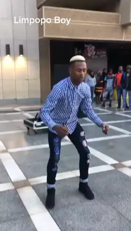 Limpopo boy the dancer#limpopoboy #southafrica #limpopotiktoker #VoiceEffects #greenscreen