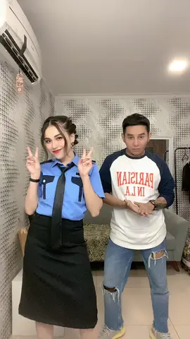 Goyang lg @kriznafahrezi 😜🤙🏻💃😄