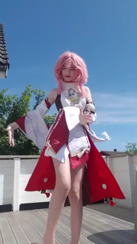 I didnt mean to use more and more energy but it looks cool so I'm just gonna pretend I meant to #meikoism #fyp #genshinimpactcosplay #xyzbca #cosplay #GenshinImpact #genshin #yaemikocosplay #yaemikogenshinimpact #yaemiko #yae #kpop #prettygirl