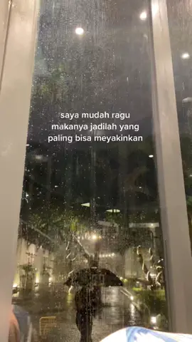 aku hanya butuh seseorang yang tidak menyerah terhadapku😊