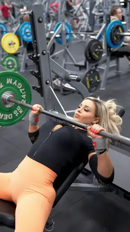 Sliding straight into the workout #gymtoks #gymhumour #gymfunny #trainhard