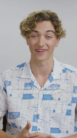 are you voting lola or anyone but lola?