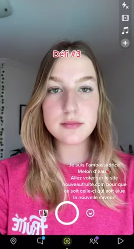 #Pub Au départ je voulais que ça soit beau mais… aidez moi à trouver un nom pour ce monstre 🥲 . Vote pour Melon D'eau sur nouveaufruite.com  @fruitecanada #Fruité