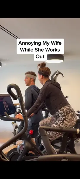 Replying to @Ashley Moyer those hips were SWIVELING! 😂 #micahandsarah