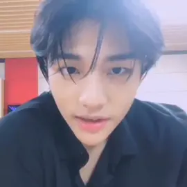 ♡100 Días Con Hyunjin♡ Gracias Hyunjin por ser la razón por la que estoy aquí, por enseñarme tantas cosas sin darte cuenta y por hacerme enteramente feliz. 100 días son solo el comienzo. <3Sin # porque me da vergüenza, quien llegue a ver esto, disfrute el video. <3  @jypestraykids @straykids_japan