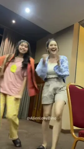 aduhh 2 batak ini emngg best bgt wkwkw #ollajkt48 #chikajkt48 #jkt48