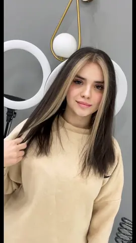 شنوو رايكم بهيج خصل للشعر؟🔥 لمسات #الكوافير_عبادة_تميم  غيييير 💇🏻‍♀️@obadatamem .          #لايك #الامارات #اكسبلور #دبي #كومنت #السعودية #فولو #الكويت #explore #بدون_توقيع #تصويري #ابوظبي #تصميم #تفحيط #بدون_حقوق #تصوير #صوره #حب #صور #دوس_مرتين_على_الشاشه #قطر #منشن #ضحك #تصميمي #السعوديه #حزن #الرياض #العين#خطوبة #ستايل #لون_شعر