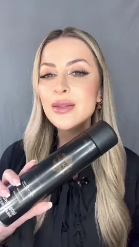 Hoje é dia de inspiração! Ensino a fazer um penteado bem simples e delicado. Pra fixar tudo? Amend Valorize! Dá play e... como ver o resultado desse meio preso eu conto no vídeo! 😉@Amend Cosméticos #AmendCosméticos #ABelezaInspira #AmendValorize #AmendFinalização #cabelossaudadeis #cabelosbonitos #cabelo #cabelos #hair #haircare #cabelodossonhos #fy publi