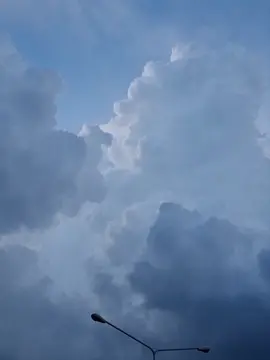 สามารถนำไปใช้เป็นพื้นหลังหรือพื้นวิดีโอได้นะครับ(แท็กเค้ากลับบจะชอบบบบบบคุณมากๆเลย🥰☁️)#ท้องฟ้า #cloud #sky #เธรด