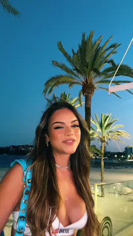 Diego ha fatto uscire la mia canzone preferita 😫❤️❤️❤️ @diegolazzari