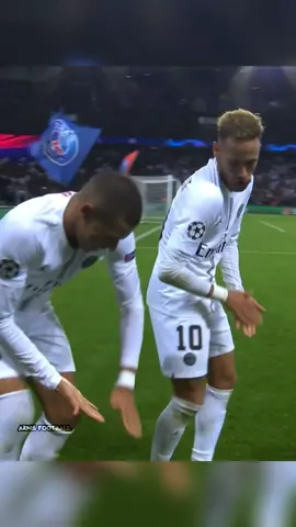 Neymar and Mbappe🕺 #arnisfootball #neymar #mbappe #futbol
