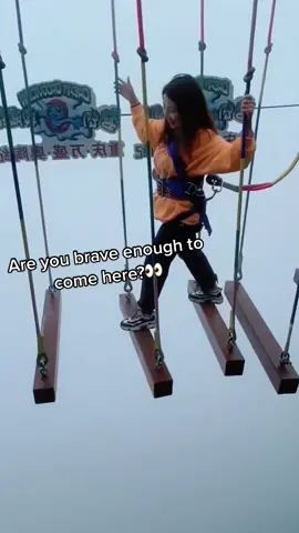 I think I’ll pass on this one…😱🎥 @khanjipeerwala #china #rides #nerves #fear #heights #traveltok #extreme #danger #scary #chinatiktok