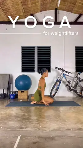 YOGA FOR SPORTS: WEIGHTLIFTING 🏋🏽‍♀️ activewear from ig @mojomnl #yoga #yogini #tiktokfitph #tiktoksportsph #yogateacher #weightlifting #sports 