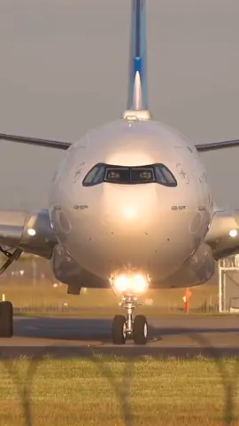 Garuda take off from Melbourne to Jakarta.#garudaindonesia #airbus #aircraft #a330_900neo #indonesiaaviation #indonesiaairline #fyp