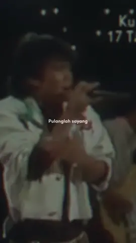 Sekuntum Bunga Sakura Di Gurun Sahara - Mega 🎸🎸#mega #jiwang #malaysia #rockkapak #slowrock #rock #music #80s #90s #radio #dunia #broken #budakjiwang #fypberanda #xyzbca #fypdongggggggg #foryoupage #fyp #fypシ #foryou