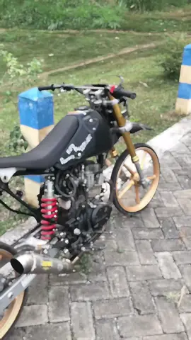 Trondol sek muass#fyp #supemotoherex #xcyzba #crf150 #supermoto #CaffinoBaristan