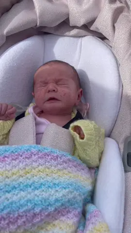 Baby sneezes are my new favourite sound 🥹 #3weeksold #newborn