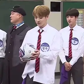my favorite football player👌.                    #jungkook #jk #koo #jeonjungkook #fyp #fypシ #foryou #jkbts #btsjk #jungkookbts #kookie #jjk