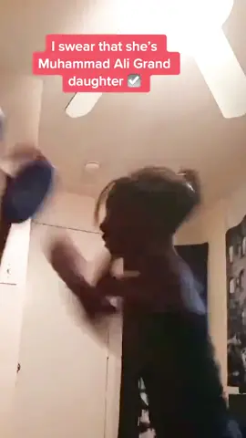 She’s putting in work 😤 🥊 (via @Phillywonderwoman) #thatsaW #boxing