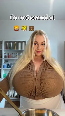 I hate it 🥲🥲 #dentist #iamnotscared #scary #girl #lionsandtigersandbears