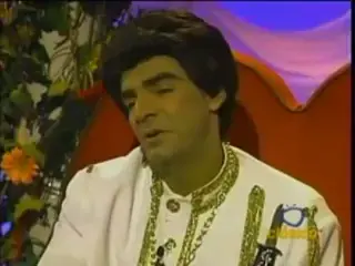 Y se nos va Julio 🙋🏻‍♂️🤣 #senosvajulio #julioesteban #julioestebanderbez #eugenioderbez