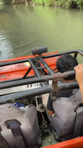 yg mau jip jipan di sungai bisa kmi antar 😄#nanggulan #kulonprogo #wisatakulonprogo #explorekulonprogo #jeepkulonprogo #sungai#jelajahsungai  #wisata #kuliner #menoreh #jogja #jelajahalam #yogyakarta