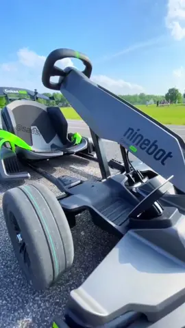 MINI KART ELÉCTRICO! 🏎💨😎 #saesi #kart #kartelectrico #aliexpress #ninebot #ninebotgokartpro #productostopaliexpress #karting #ninebotgokart #saesimehizocomprarlo #tiktokmehizocomprar