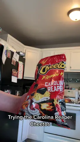 Cheetos carolina reaper taste test