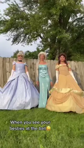 When you see your princess besties! #princessentertainment #disneyprincess #princessparty #princessperformer