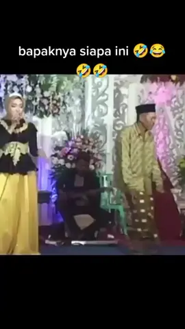 joget kakek lucu 🤣 #tiktoklucu #fyp #europe  #malaysia  #tiktokindia #berandatiktok