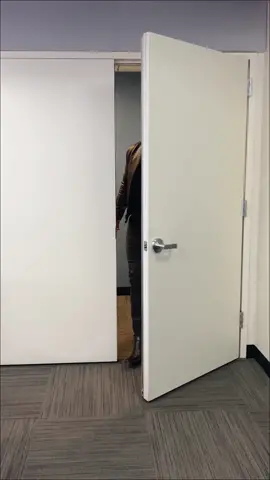 @ryanseacrest and I had too much fun today. #livewithkellyandryan #bombshell