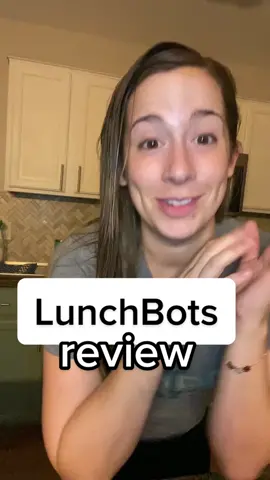 I had high hopes for this lunchbox. But I am not thrilled with it. I think its a great option for tween/teens who like bento style lunchboxes for their school lunch. Not great for younger kids or toddlers, espeically in preschool or daycare. #productreview #lunchbox #lunchboxideas #toddlerlunch #schoollunch