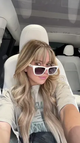 No but why does it look REAL! DO IT DO IT???💇🏼‍♀️