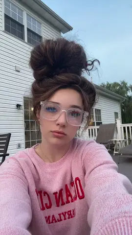 That dance move is my new tic :///