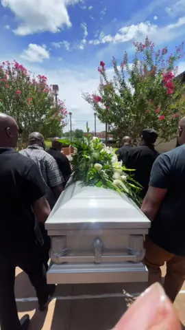 Post recessional; Pallbearers carrying the casket to hearse. #allpeoplesfuneralhome #celebratingalifelived #viral #ladyfuneraldirector #funeralcar #foryoupage #funeraltok #fyp #fypシ #ladyboss #funeralstory #foru #funeralhome #houston #boss #foryou #funeralhomes #mortician #LeadWithLove