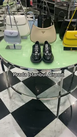 Dream with me in the @prada store Istanbul airport 😍😍😍 #prada #pradastore #shopping #istanbulairport #fyp
