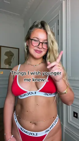 Especially the 3rd one omg 🫶 @lounge biggest sale of the year eeee 