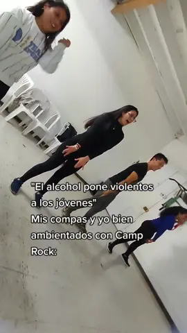 Yo no bebí pero igual soy una lok😂 los quiero amigos, gran coreo xd #fyp #peru #camprock #dance #parati