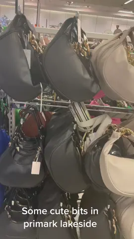 Primark haul#primarkclothing #bagsandshoes #primarkhaul2022 #hijabiqueen #modestclothing #modestdresses #hijabidresses #haultok #fyp #foryoupage #viral