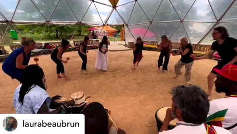 @laurabeaubrun ATELIER DANSES | TAMBOUR | VOIX. . Au VIllage Des Cultures. . @adem.geneve . Merci à l’équipe d’Adem et à tous ceux qui ont participé à notre atelier. . Aux tambours et Djembe : @tedbeaubrun_officiel Mbar Ndiaye Sankoum Cissokho Julio D’Santiago .  #laurabeaubrun #adjae #danse #workshop #Principeintelligence #Fécondité #Régénération #Santé #Eveil #Kundalini #Activation #shakra #Racine #Voyageintérieur #Dansethérapie #haiti #suisse #haitiandance #dance #atelierdanse #danceworshop #tambour #chant #music #vodou #culture #traditionalhaitiandance #tedbeaubrun  #ayibobo